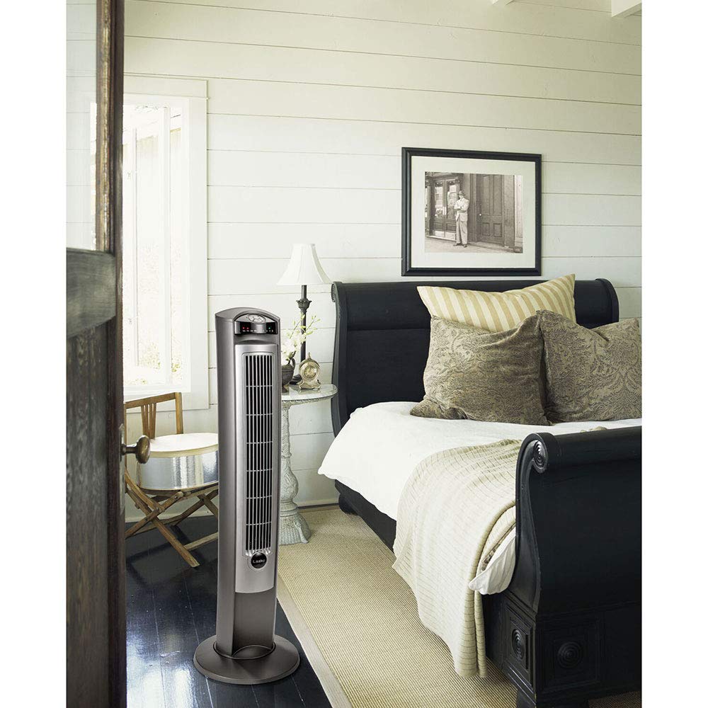 Oscillating Tower Fan with Remote J172